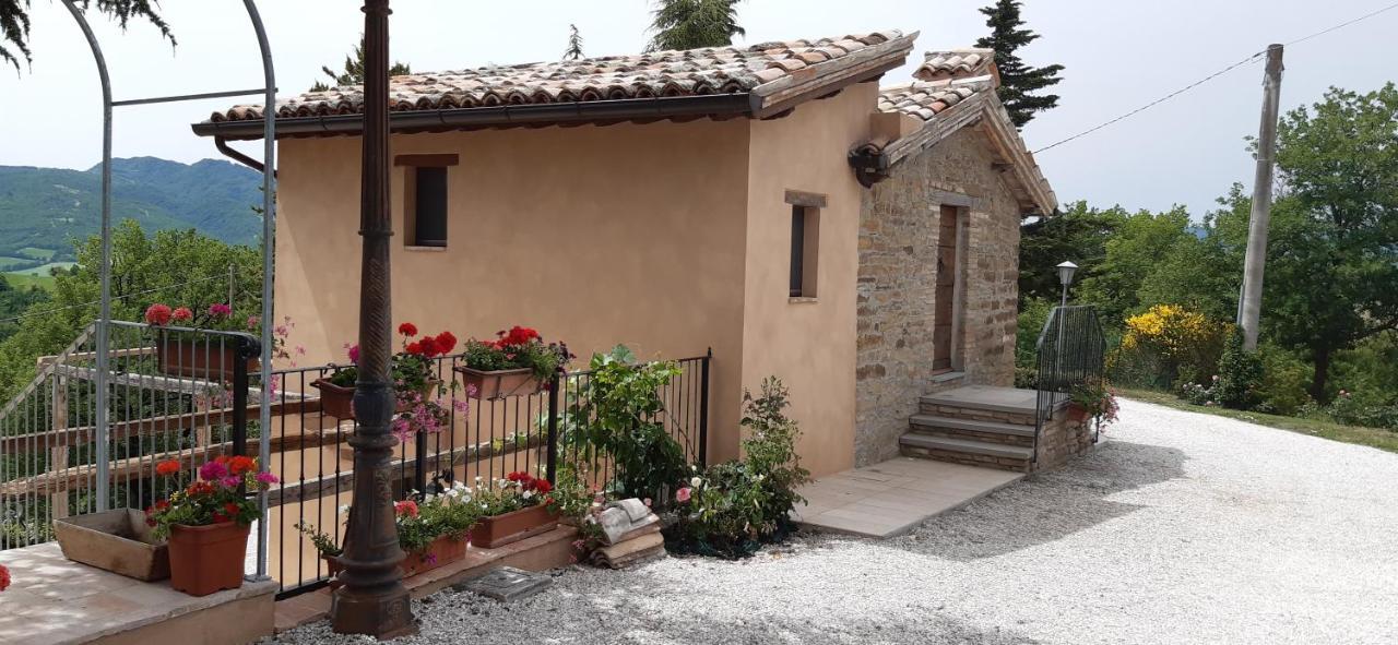 Ca' Gulino - Urbino - Villa Con Minipiscina In Borgo Antico Bagian luar foto